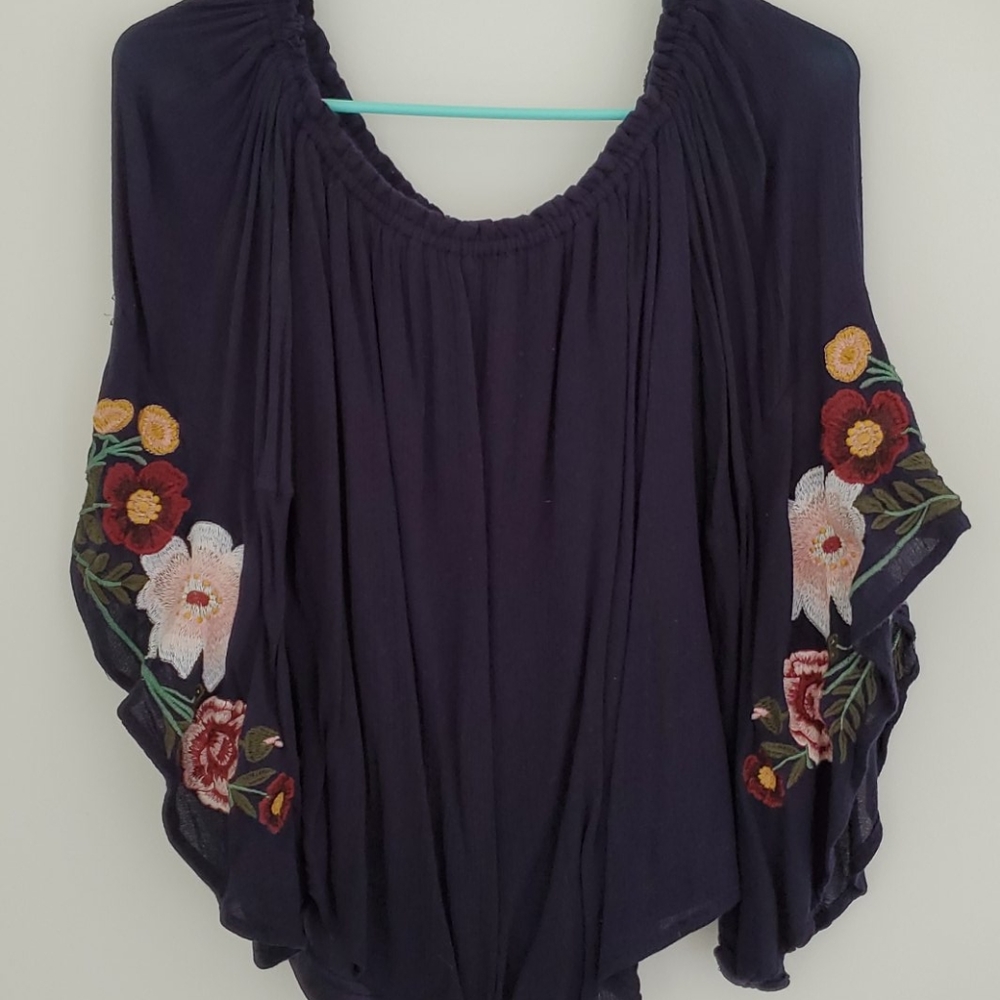 Off the shoulder navy blue foral shirt